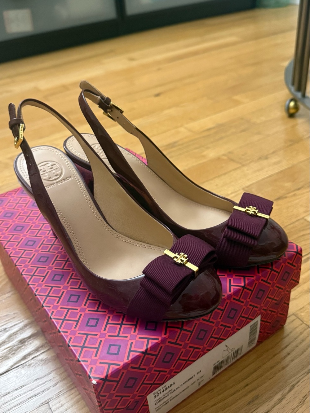 Tory Burch Patent Burgundy Slingback Pumps Wedge with Grosgrain Bow